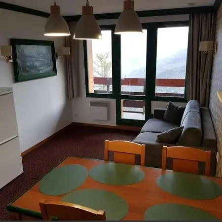 Apartment Les Coches, Magnifique Au Pied *